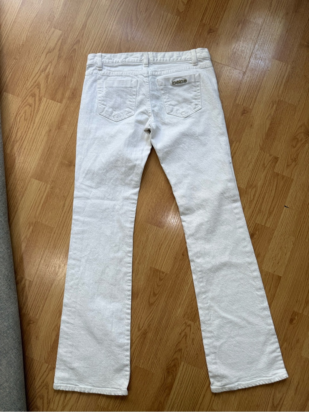 Bebe Y2K White Low Rise Bootcut Jeans Size 29